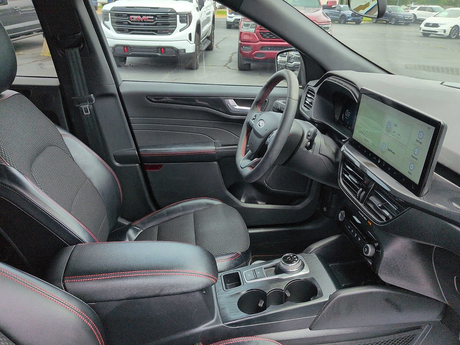 2023 Ford Escape ST-Line Select