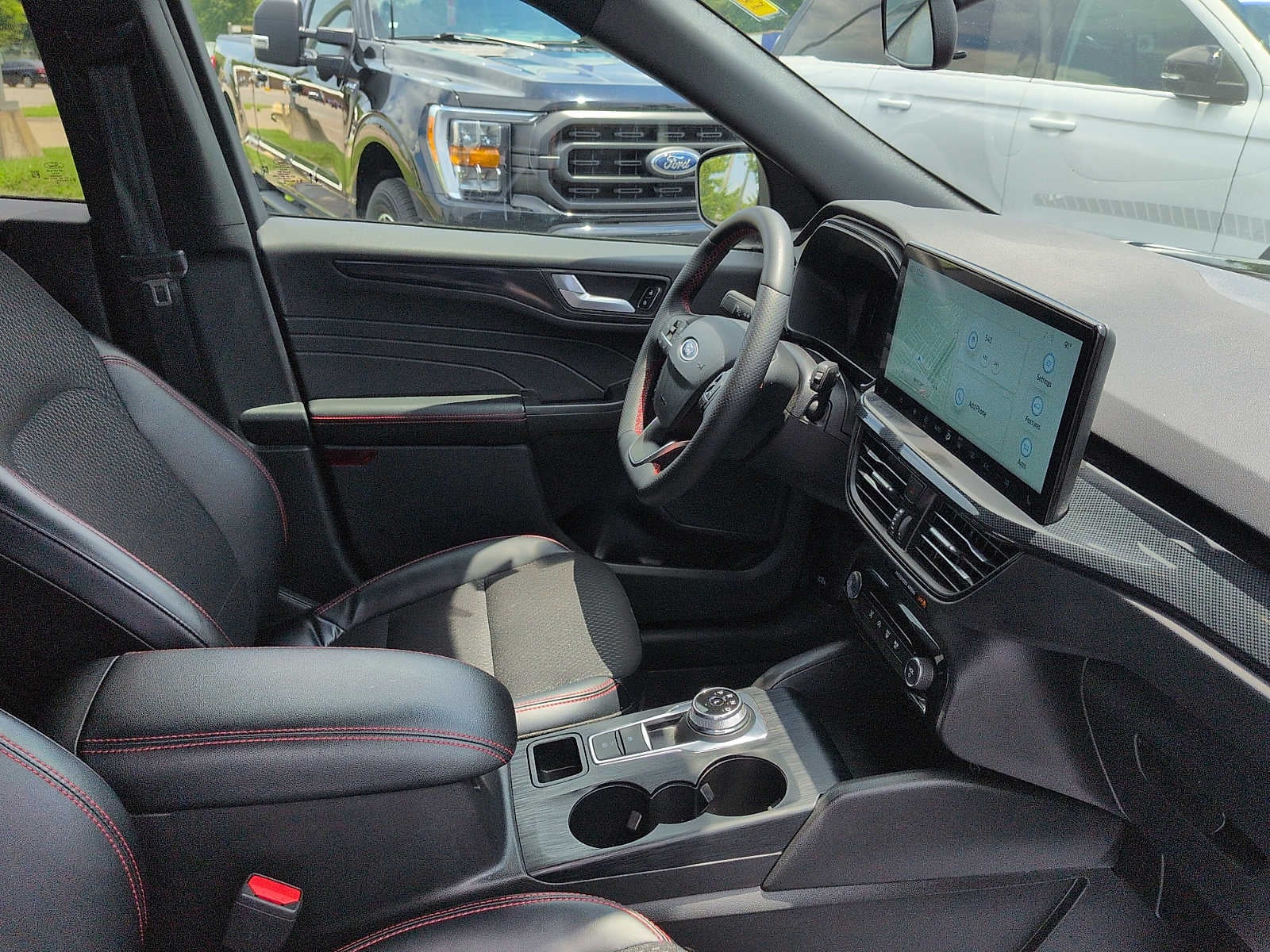 2025 Ford Escape ST-Line Select