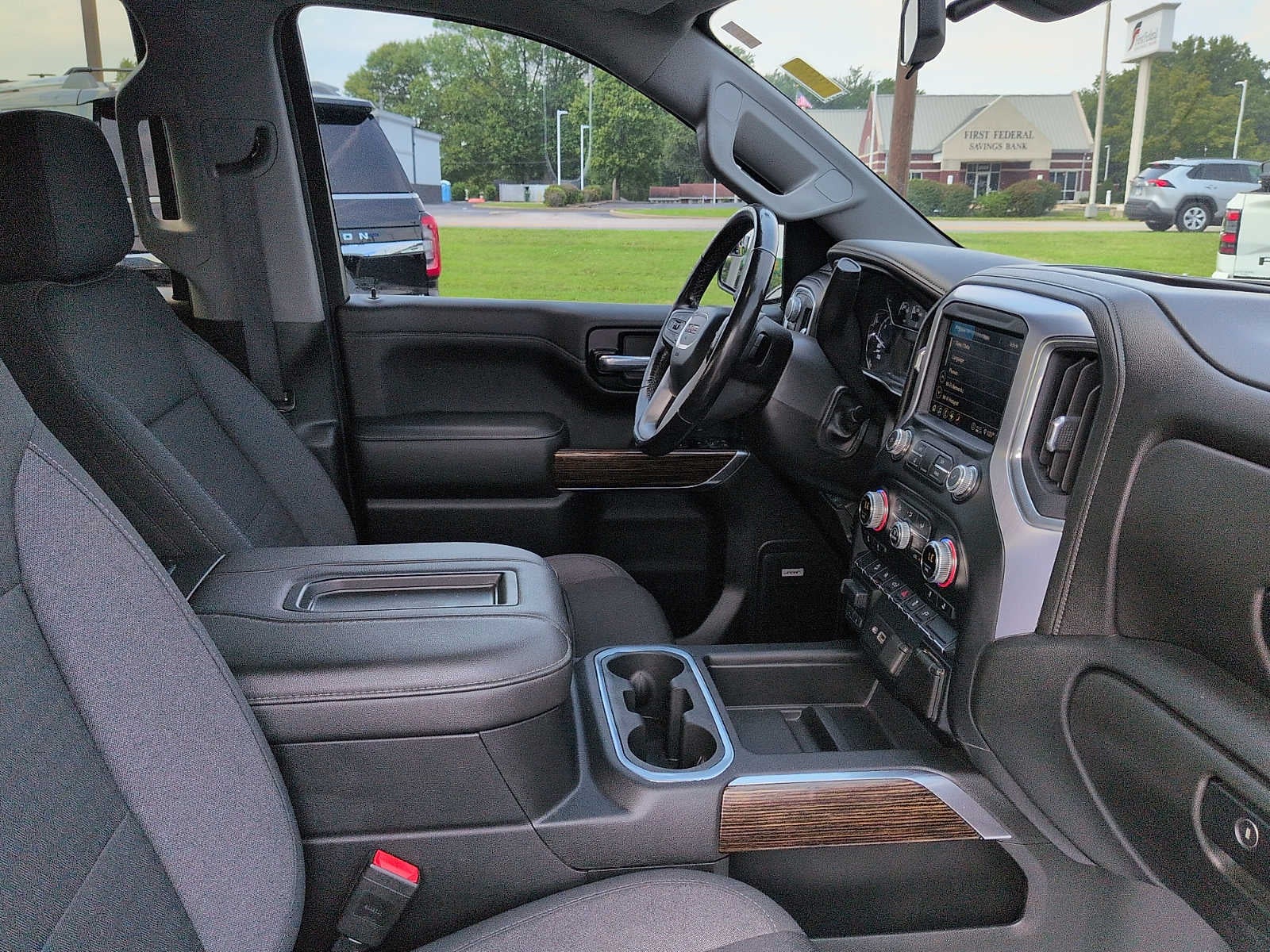 2020 GMC Sierra 1500 Elevation