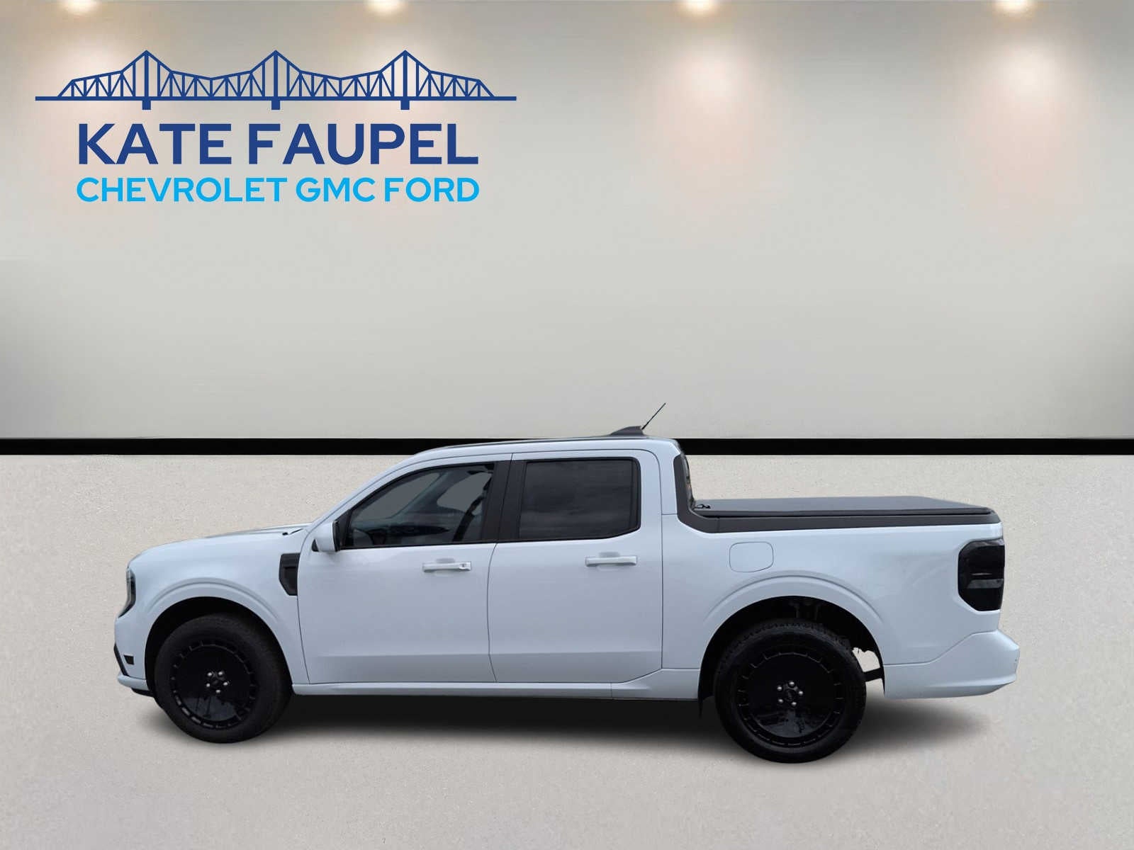 2025 Ford Maverick Lobo Standard