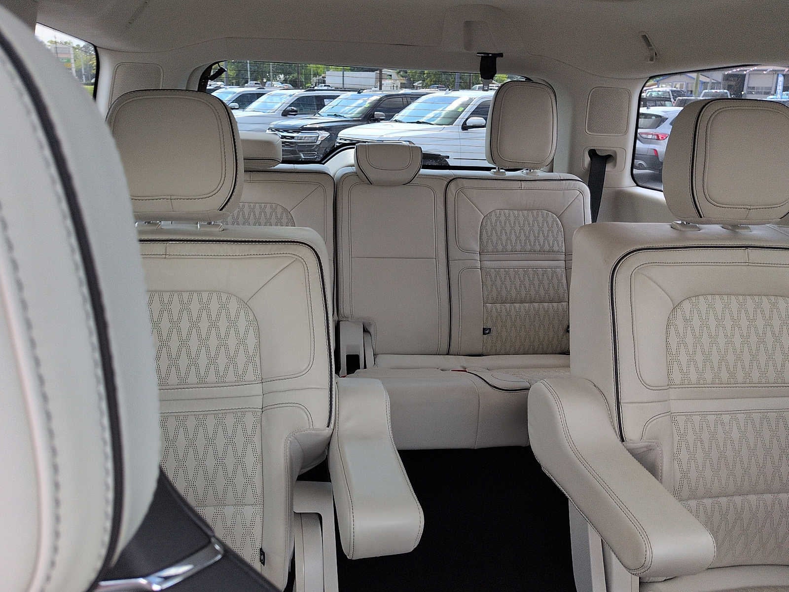 2024 Lincoln Navigator Black Label