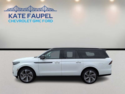 2025 Lincoln Navigator L Black Label