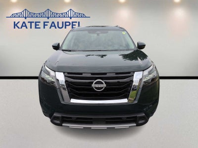 2025 Nissan Pathfinder Platinum