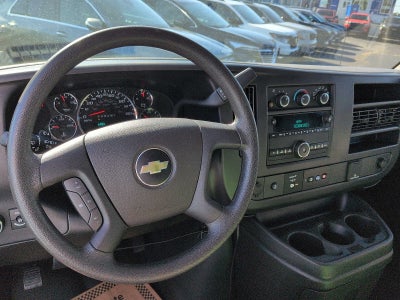 2025 Chevrolet Express Cargo WT
