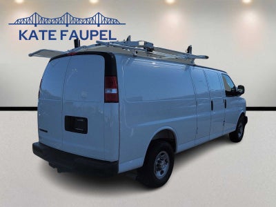 2025 Chevrolet Express Cargo WT