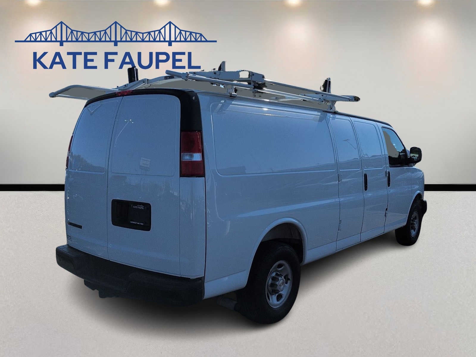 2025 Chevrolet Express Cargo WT