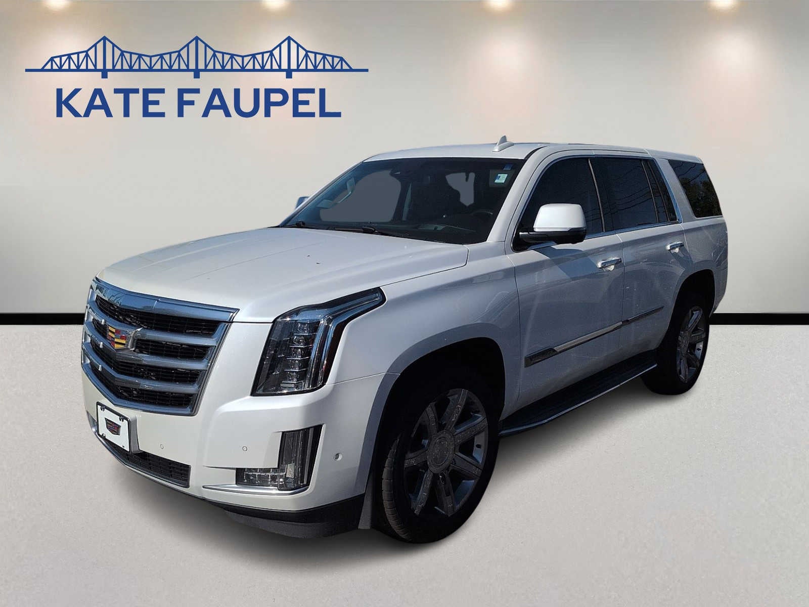 2017 Cadillac Escalade Luxury