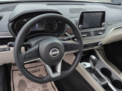 2025 Nissan Altima SV