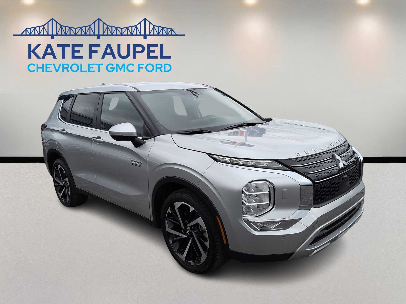 2024 Mitsubishi Outlander Plug-In Hybrid SE