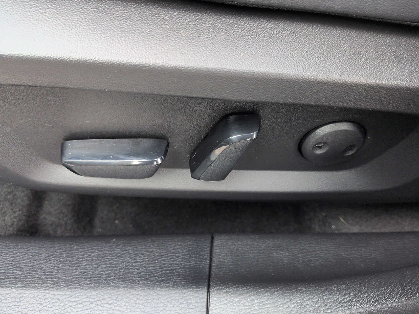 2024 Mitsubishi Outlander Plug-In Hybrid SE