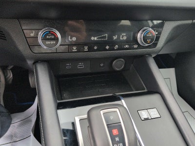 2024 Mitsubishi Outlander Plug-In Hybrid SE