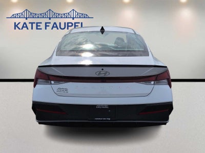 2025 Hyundai Elantra SEL Sport