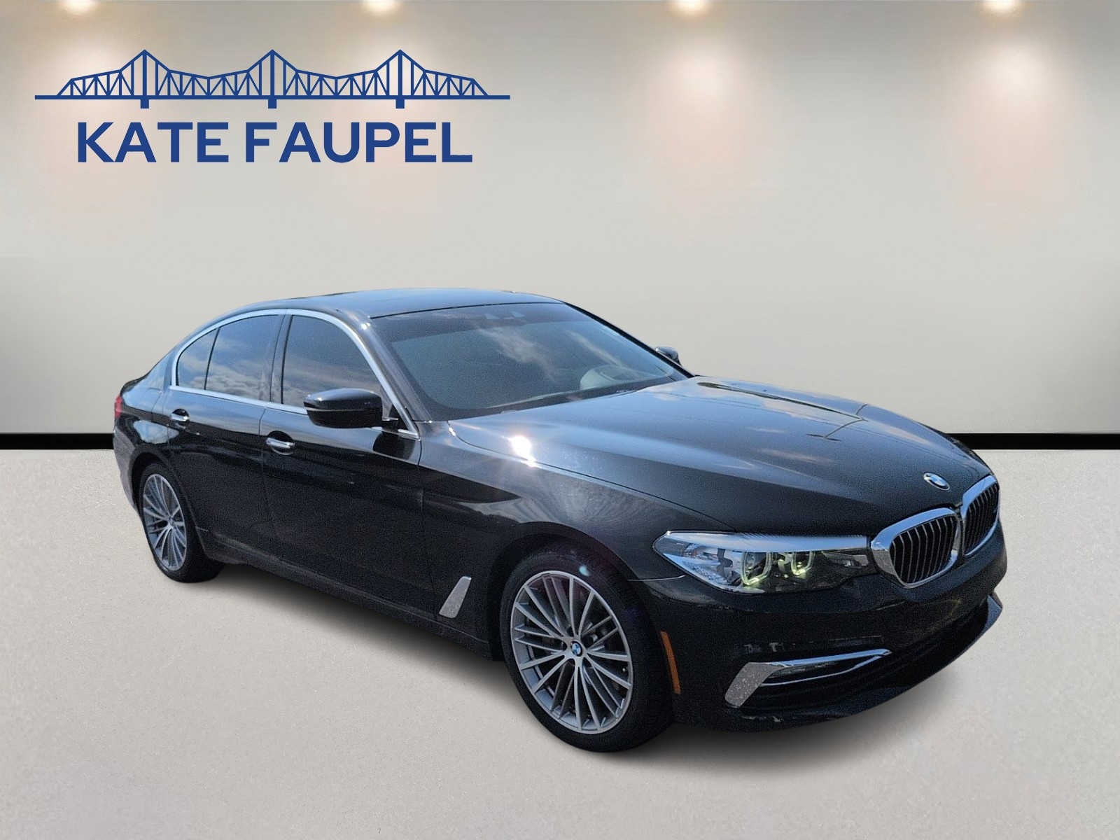 2018 BMW 5 Series 530i