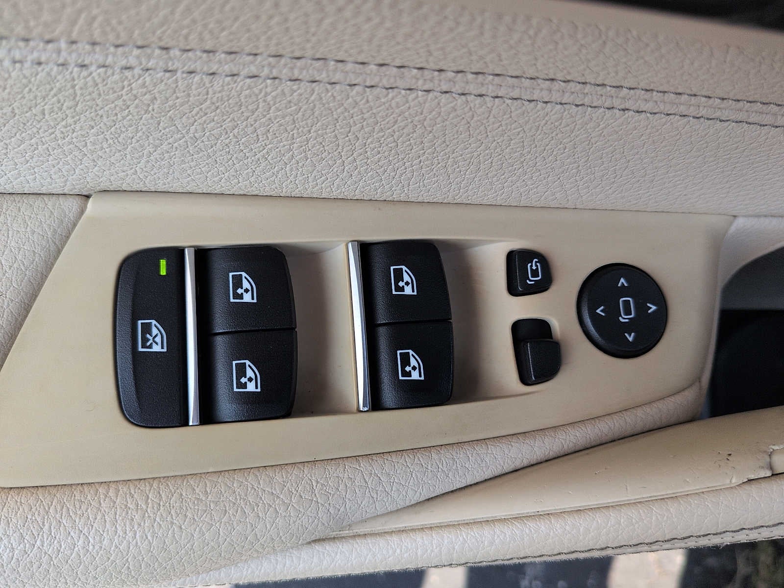 2018 BMW 5 Series 530i