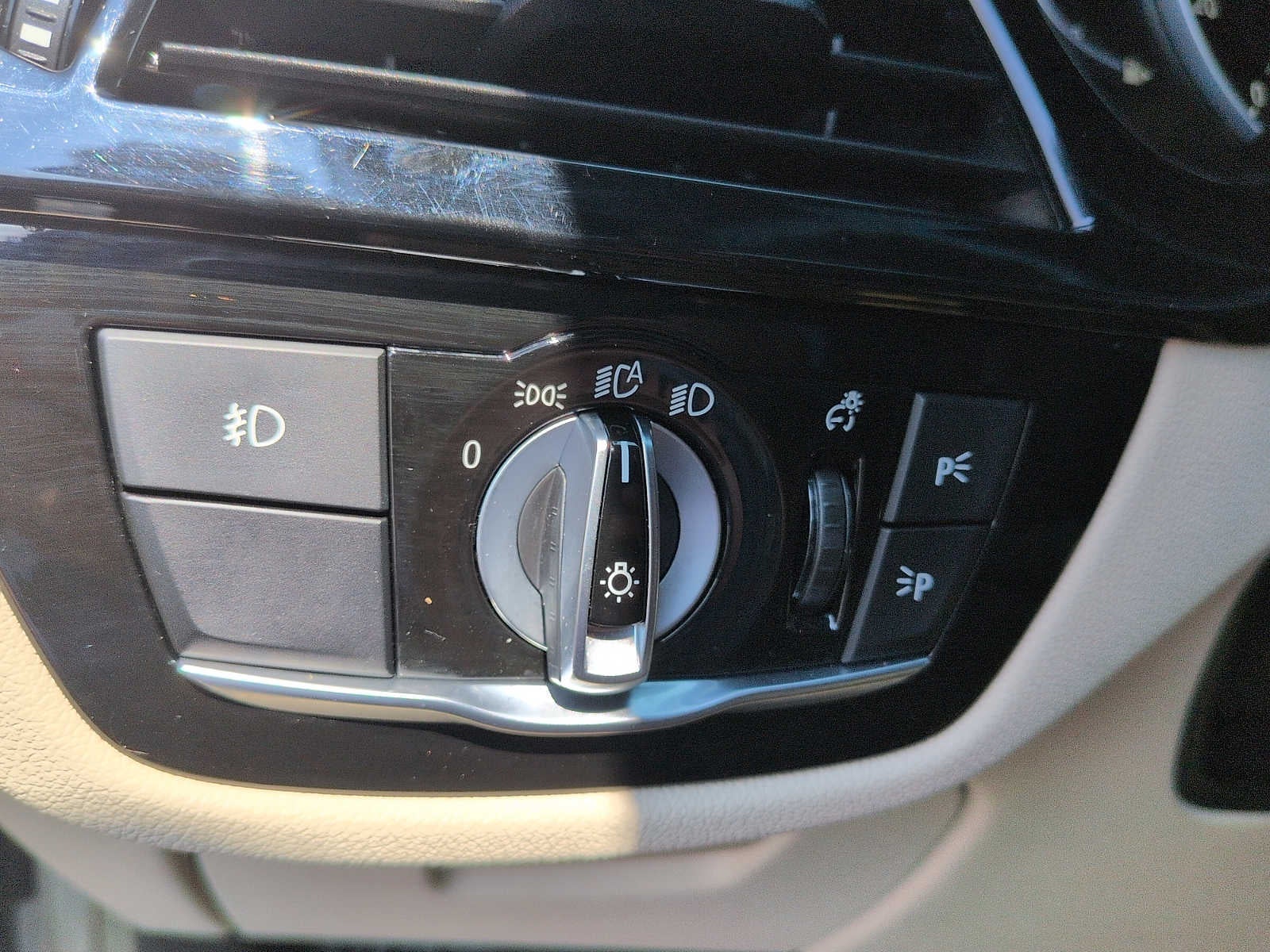 2018 BMW 5 Series 530i